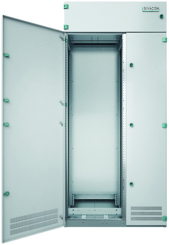SIVACON 8PT CCS cubicle with free‑design internal layout, shown with the doors open